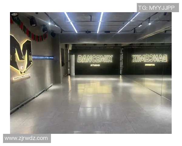 上海街舞队的防反革新探索与实践:引领舞蹈新风潮的背后故事 上海街舞队的防反革新探索与实践:引领舞蹈新风潮的背后故事