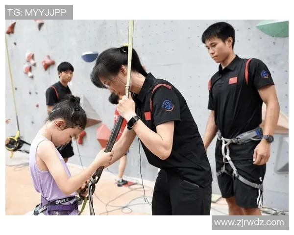 攀岩战术解析上海攀岩队防守体系的创新与实践探讨